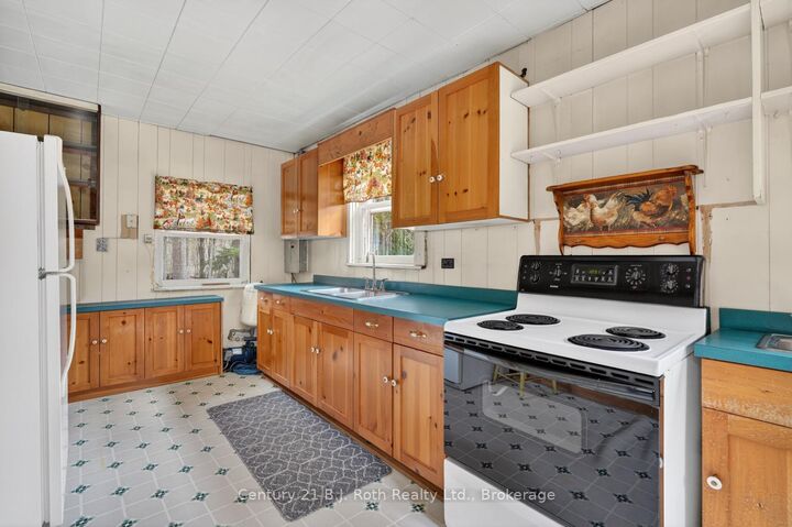 Property Photo:  3640 Muskoka Rd 117 Road E  ON P0B 1A0 