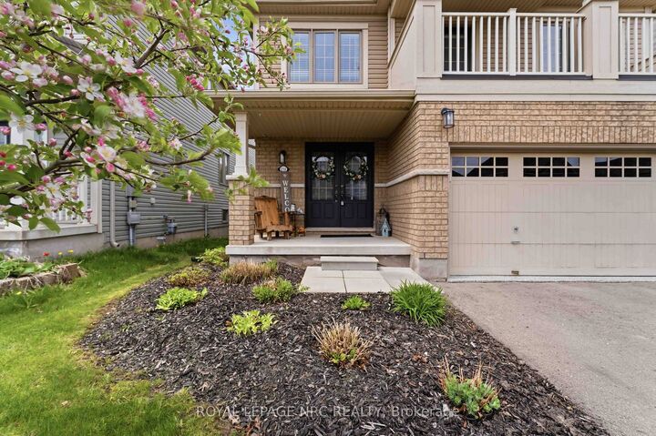Property Photo: 8769 Dogwood Crescent ON L2H 2Y6