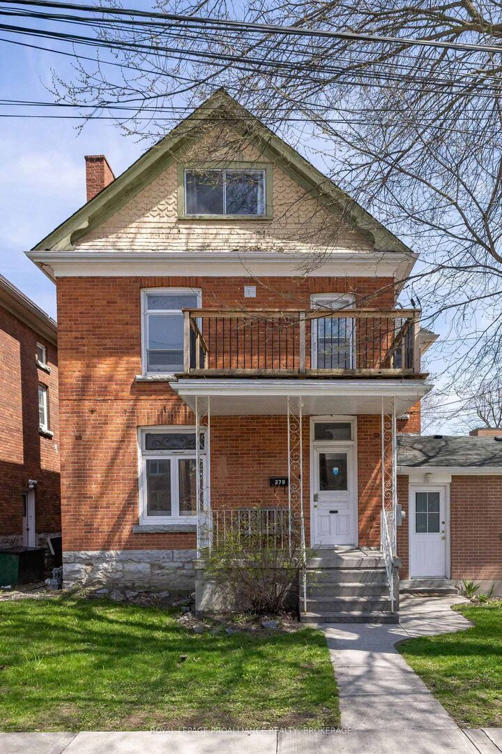 Property Photo: 279 Frontenac Street ON K7L 3S9