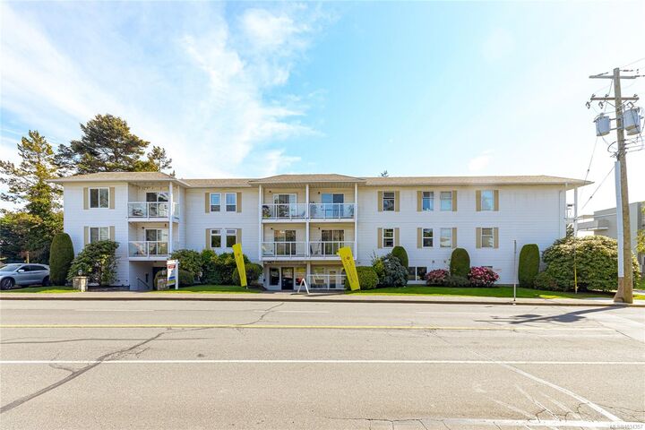 Property Photo:  1351 Esquimalt Rd 103  BC V9A 3R1 