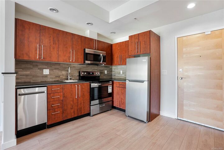 Property Photo:  611 Brookside Rd 315  BC V9C 0C3 