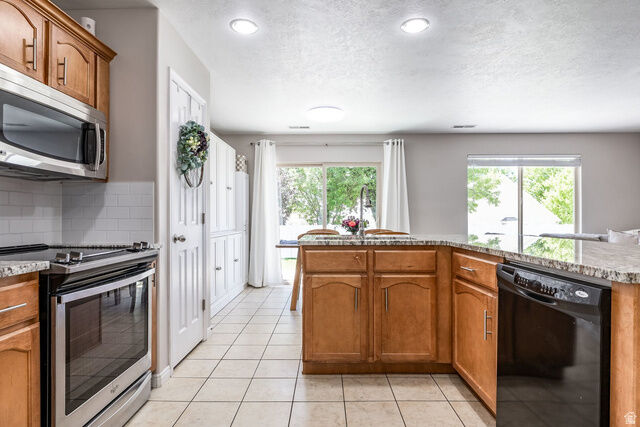 Property Photo:  163 Arlington Way  UT 84414 
