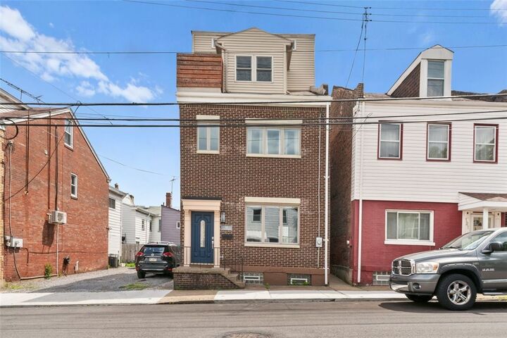 Property Photo:  119 S 13th St  PA 15203 