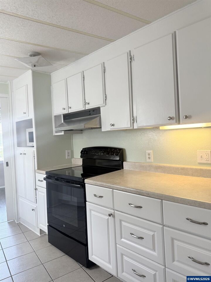 Property Photo:  2616 NW Satinwood St  OR 97330 