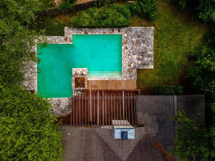 Property Photo:  4802 Greystone Drive  TX 78731 