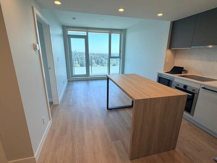 Property Photo:  567 Emerson Street 270X  BC V3J 0M8 