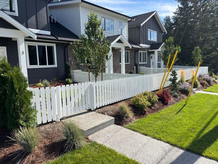 Property Photo: 558 Park Street 1 BC V0X 1L0