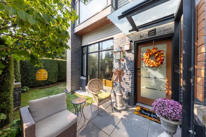 Property Photo:  979 W 46th Avenue  BC V5Z 2R6 