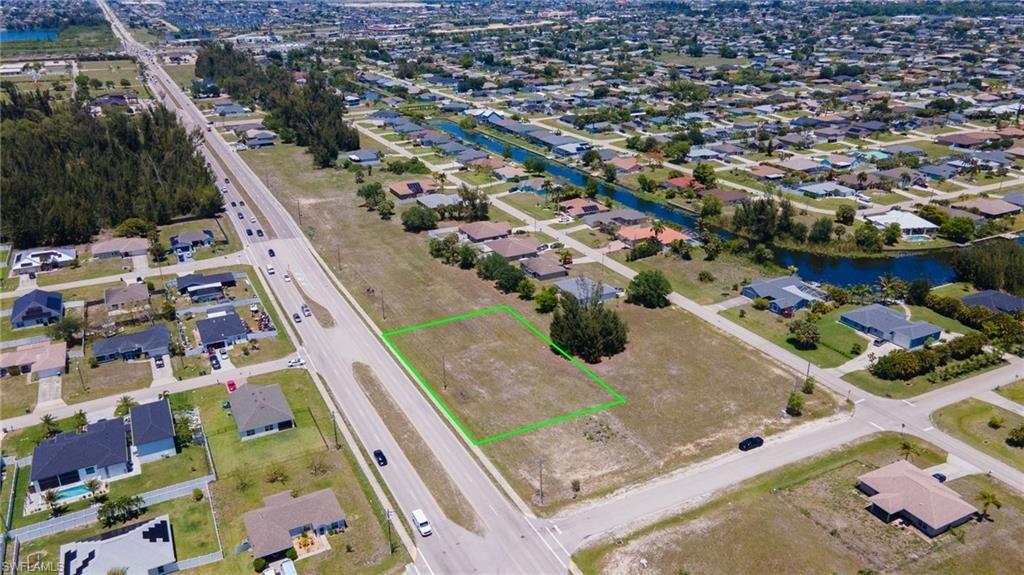 Property Photo:  1221 Chiquita Blvd S  FL 33991 