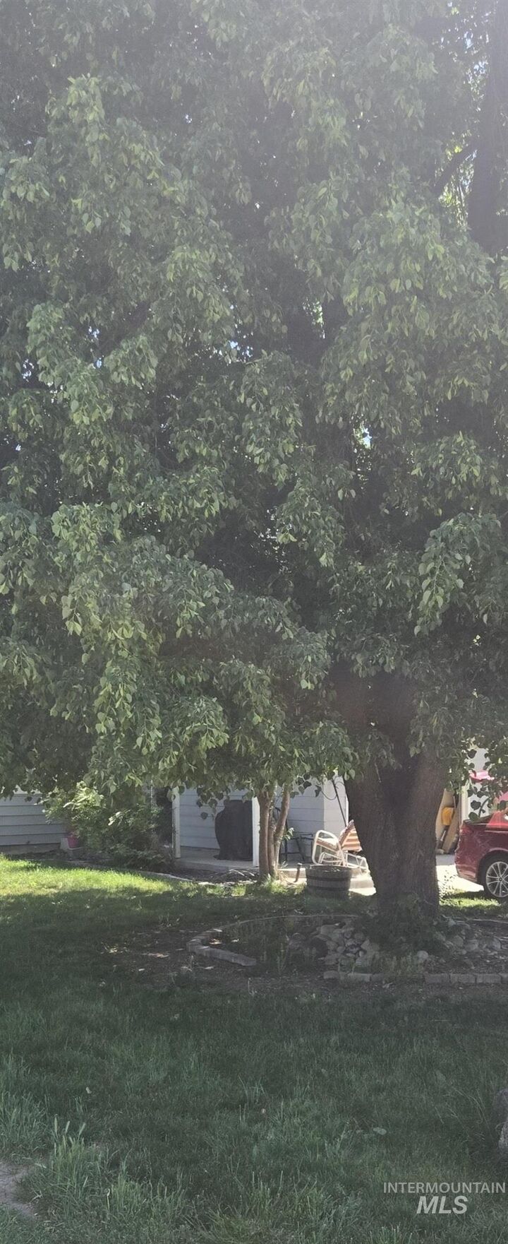Property Photo:  1216 S Locust St  ID 83686 