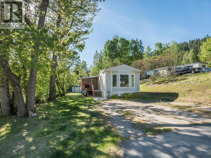 Property Photo:  4029 Broadwater Road 15  BC V1N 4V6 