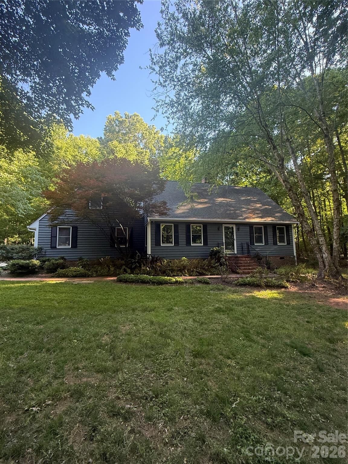 Property Photo:  121 Kee Court  NC 28173 