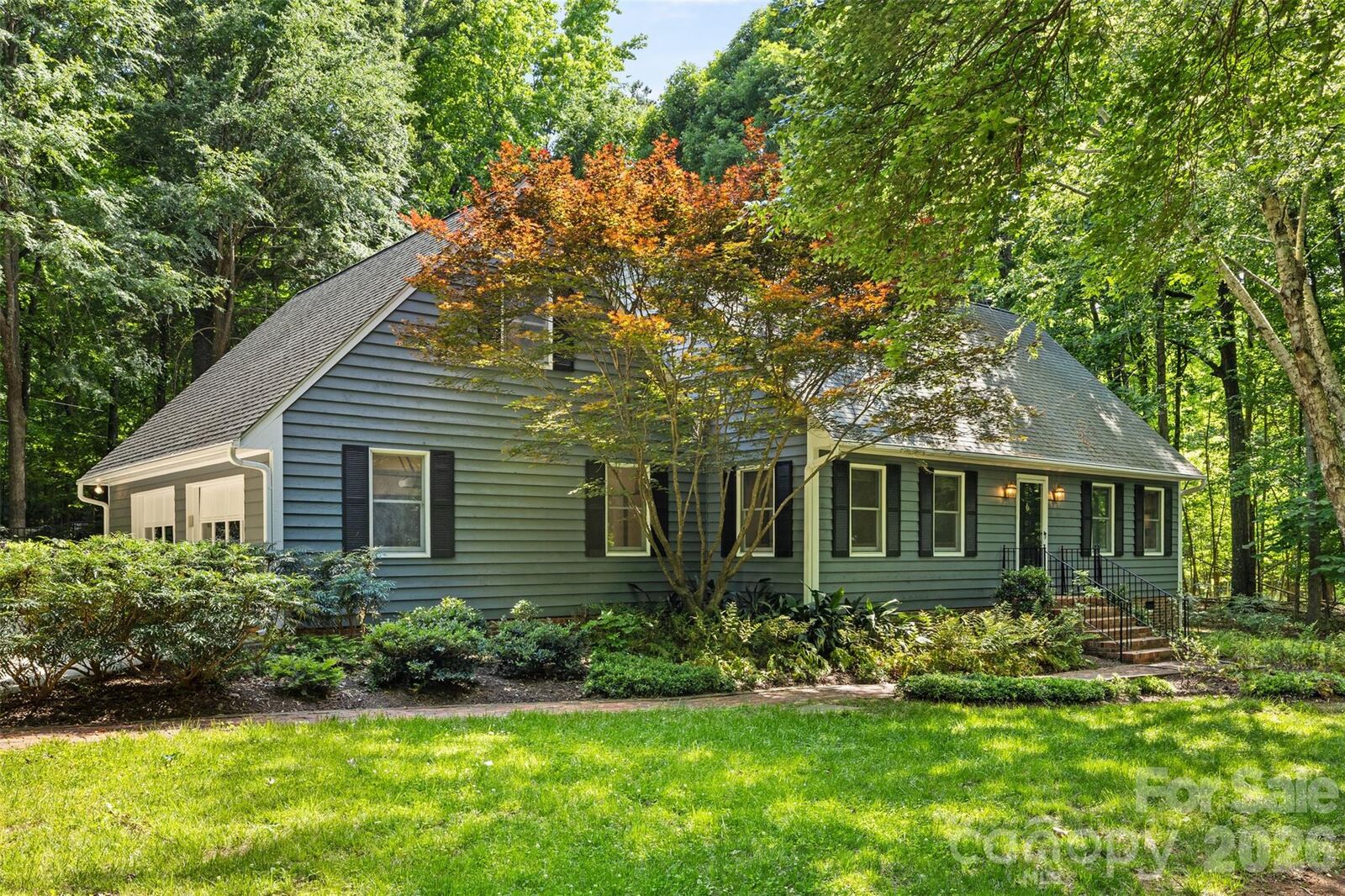 Property Photo: 121 Kee Court NC 28173