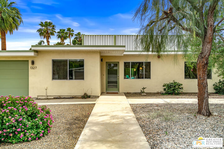 Property Photo:  1327 E San Lucas Rd  CA 92264 