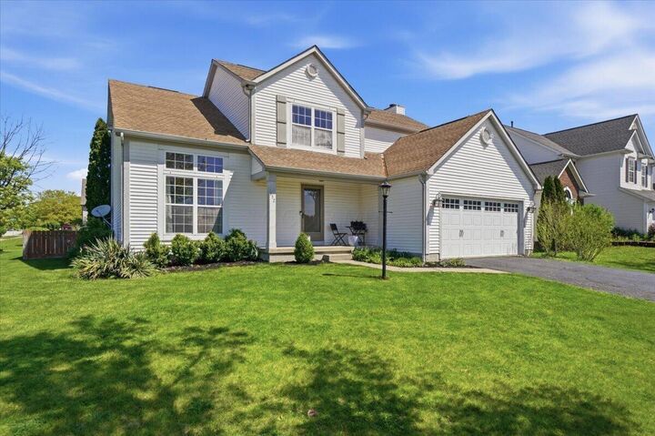 Property Photo:  632 Mill Wood Boulevard  OH 43040 