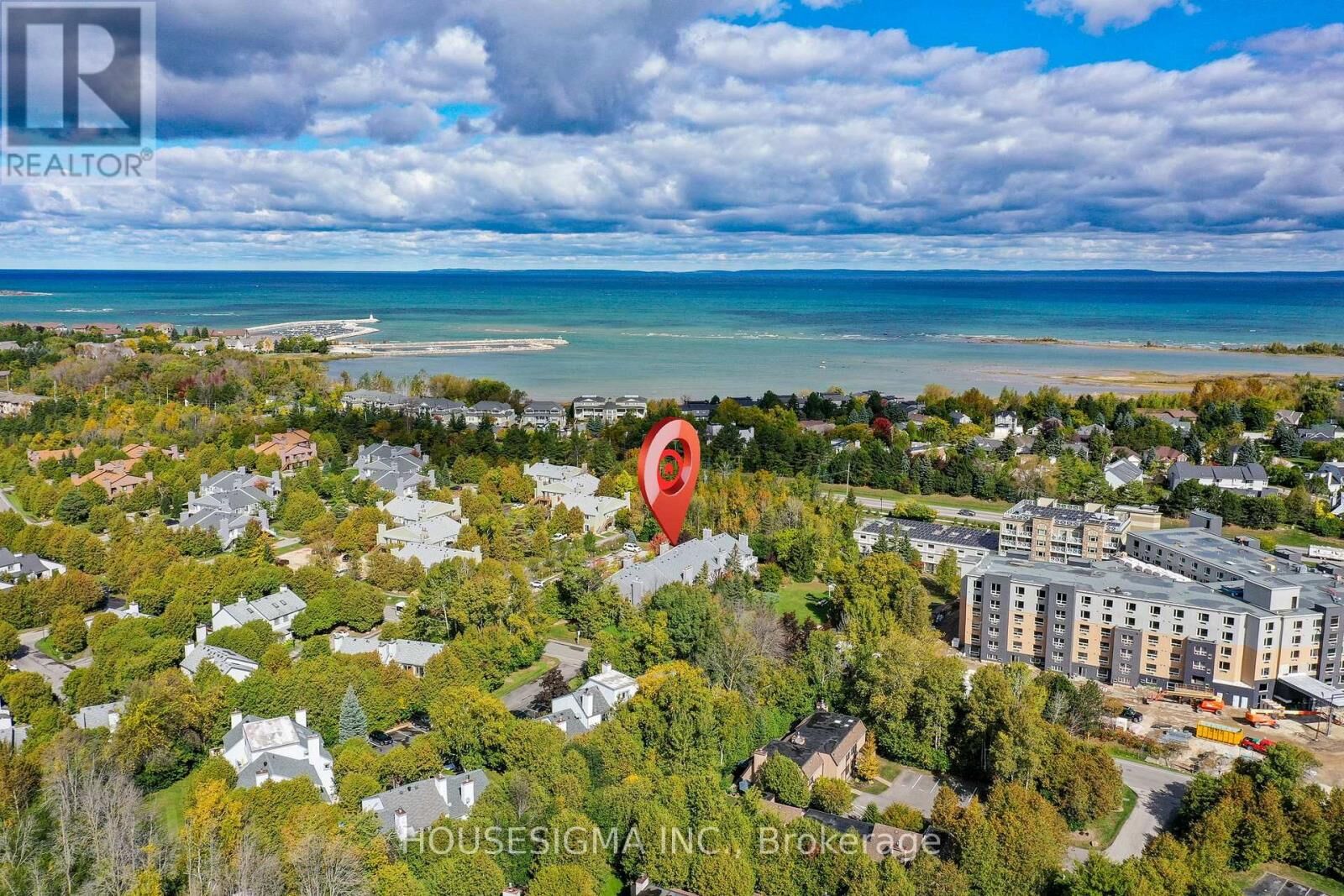 Property Photo:  11 Dawson Drive 718  ON L9Y 5B4 