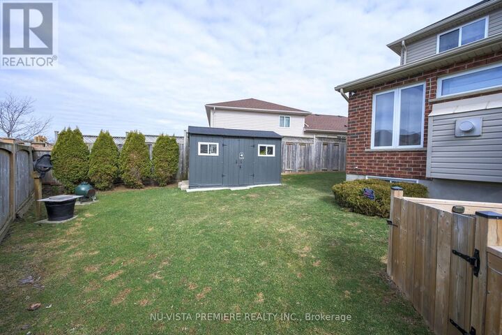 Property Photo:  1582 Chelton Place  ON N6M 1M2 