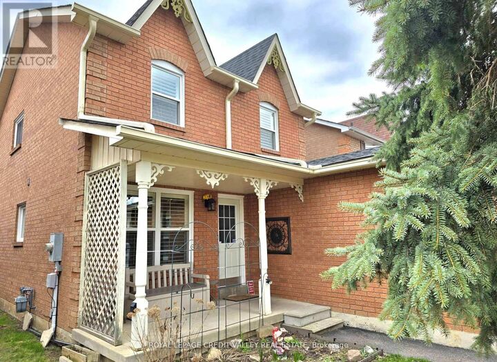 Property Photo:  120 Heydon Avenue  ON L9R 1N6 
