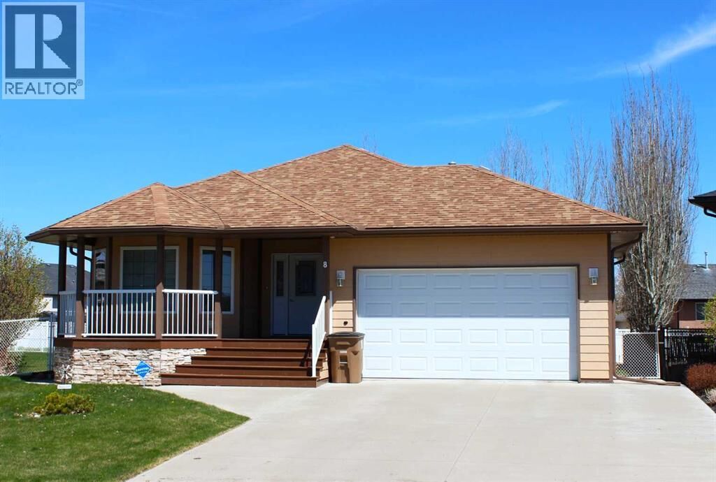 Property Photo:  8 South Shore Close East  AB T1R 1R4 