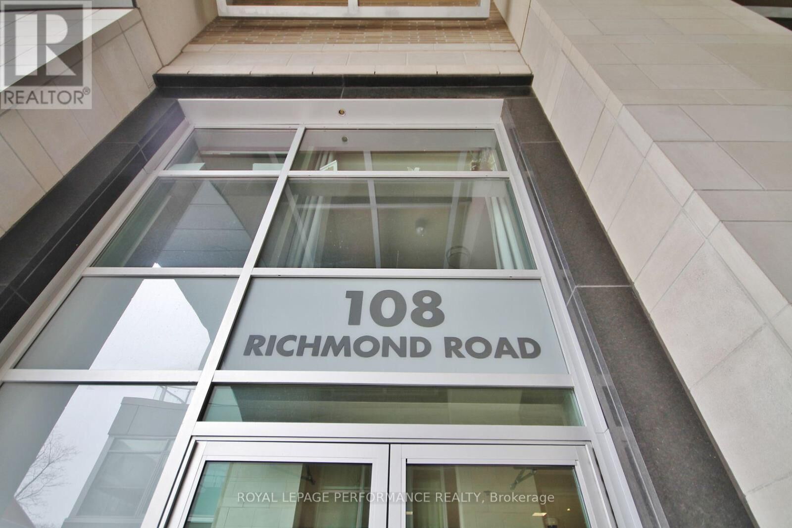 Property Photo:  108 Richmond Street 603  ON K1Z 0B3 