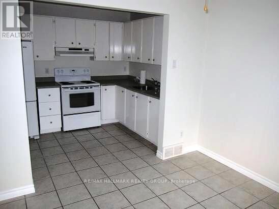 Property Photo:  1817 Meadowbrook Road 111  ON K1B 4W6 