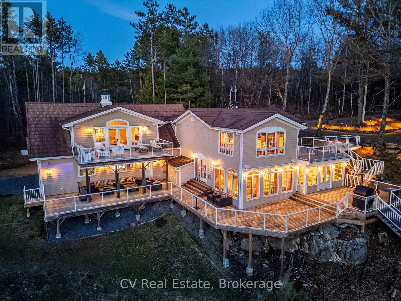 Property Photo: 1391 Rosseau Lake Road 1 3 ON P0B 1M0