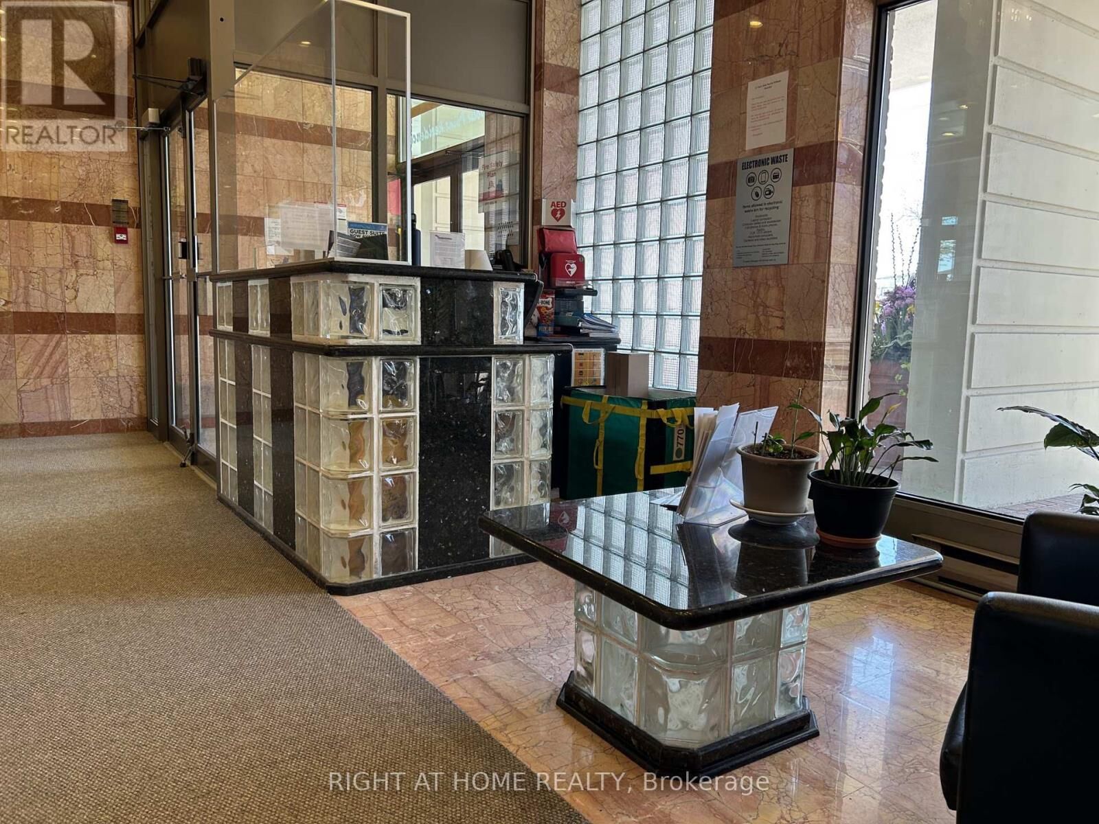 Property Photo:  250 Queens Quay West 1608  ON M5J 2N2 