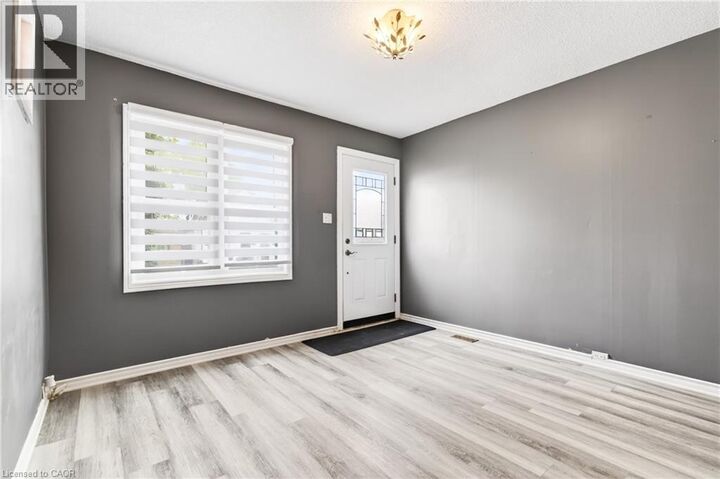 Property Photo:  14 Cambridge Avenue  ON L8H 1T5 