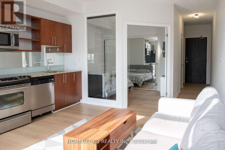 Property Photo:  96 St Patrick Street 1014  ON M5T 1V2 