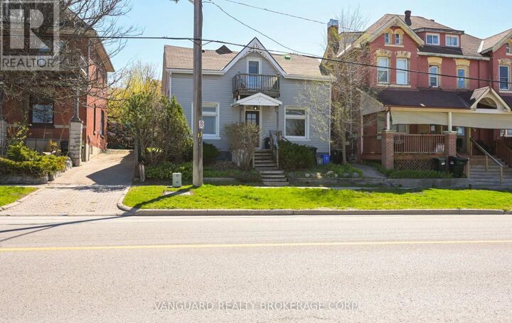 Property Photo:  103 Mulcaster Street  ON L4M 3M7 
