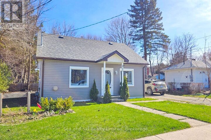 Property Photo:  113 Collingwood Street West  ON N4L 1H2 
