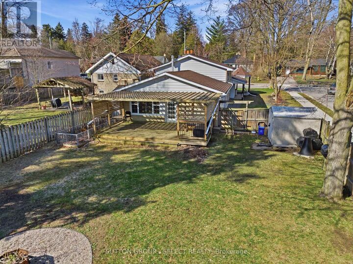 Property Photo:  45 Upper Avenue  ON N6H 2L5 