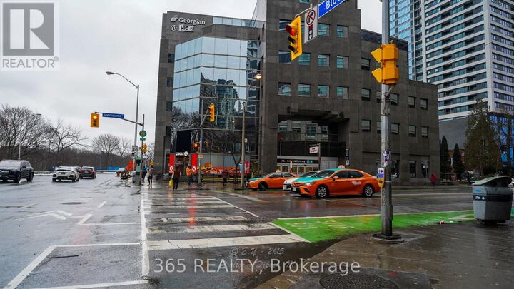 Property Photo:  395 Bloor Street East 2503  ON M4W 0B4 