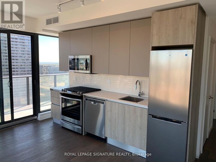 Property Photo:  2A Church Street 2110  ON M5E 0E1 