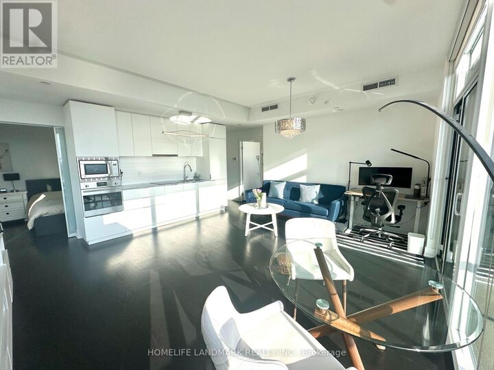 Property Photo:  955 Bay Street 3113  ON M5S 0C6 