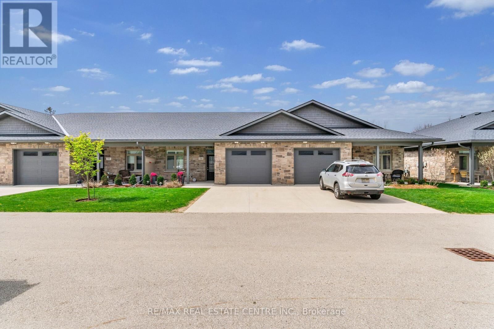 Property Photo:  375 Mitchell Road South 54  ON N4W 0H4 