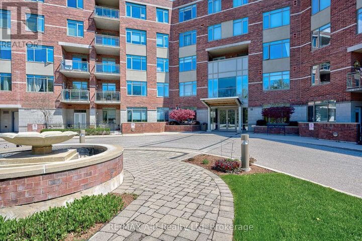 Property Photo:  400 Romeo Street North 101  ON N5A 0A2 