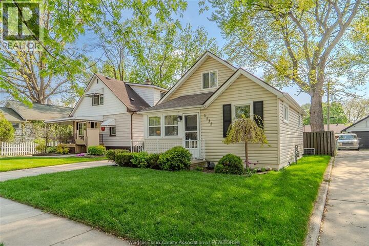 Property Photo:  1135 Glidden Avenue  ON N8S 2P2 