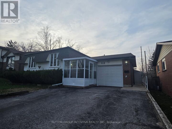 Property Photo:  50 Farmingdale Crescent  ON L4M 5E5 