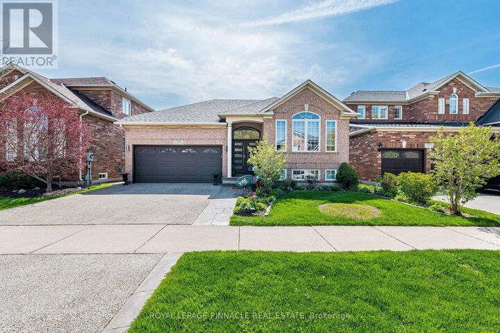 Property Photo:  2368 Foxhole Circle  ON L6M 4X4 