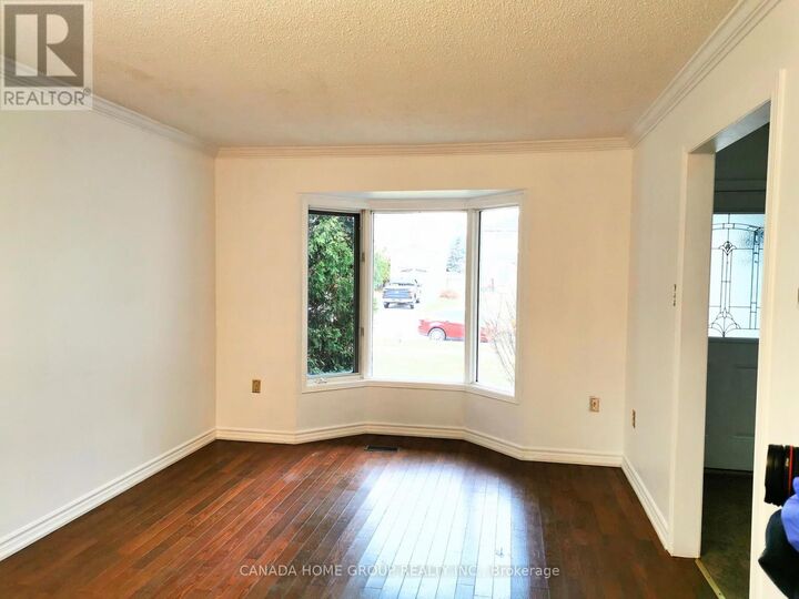 Property Photo:  48 Pae Drive  ON L4N 7N8 
