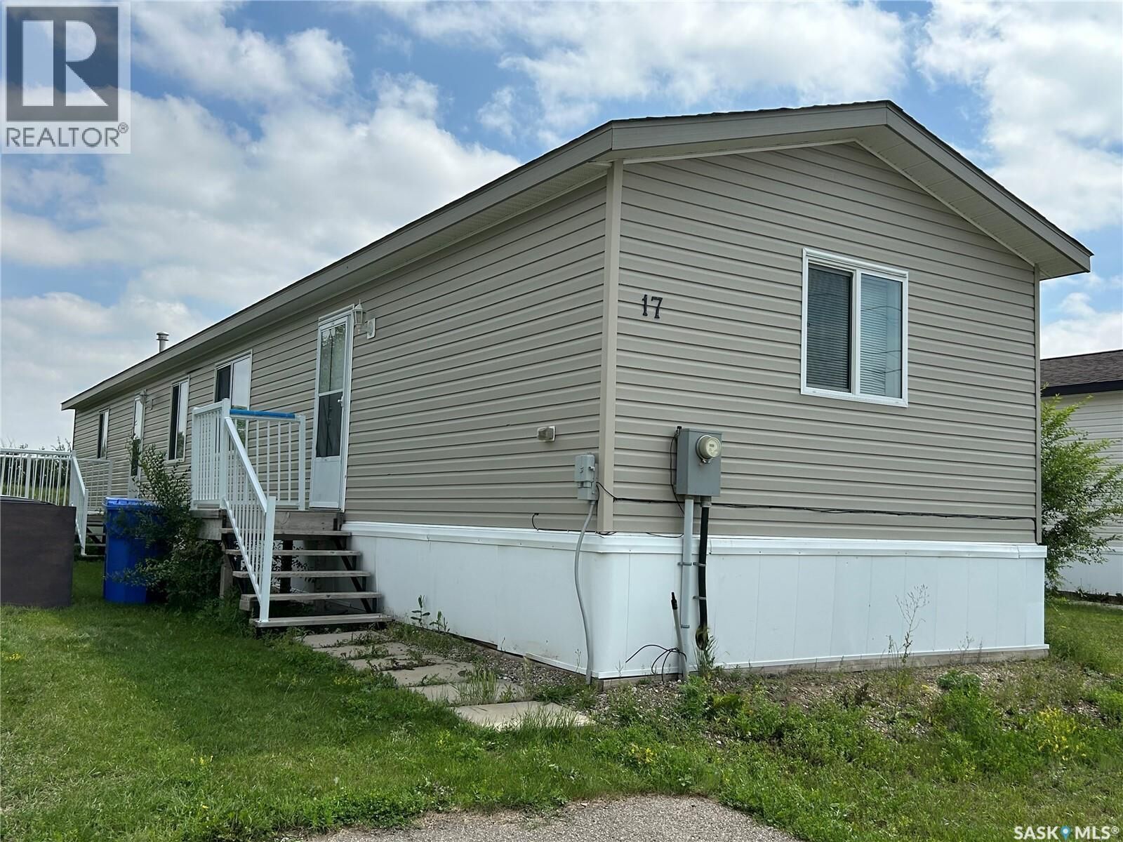 Property Photo:  17 2004 Alice Road  SK S4A 3A7 