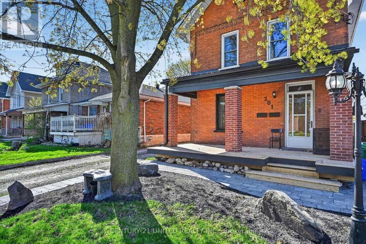 Property Photo:  201 Romaine Street  ON K9J 2C3 