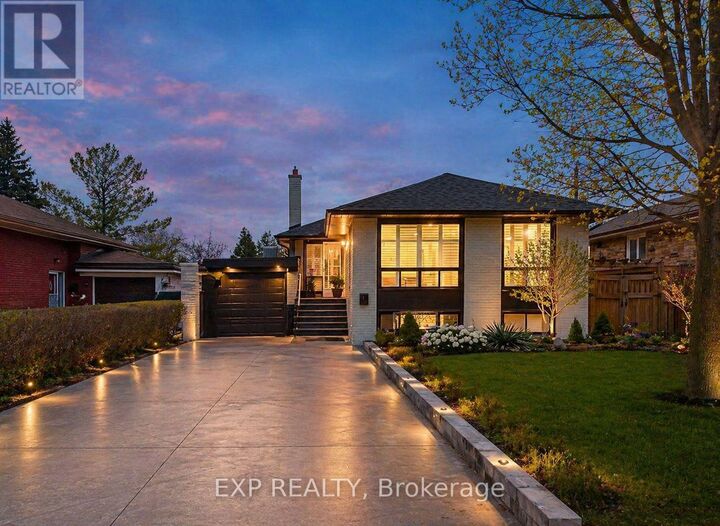 Property Photo:  27 Wexford Boulevard  ON M1R 1K9 