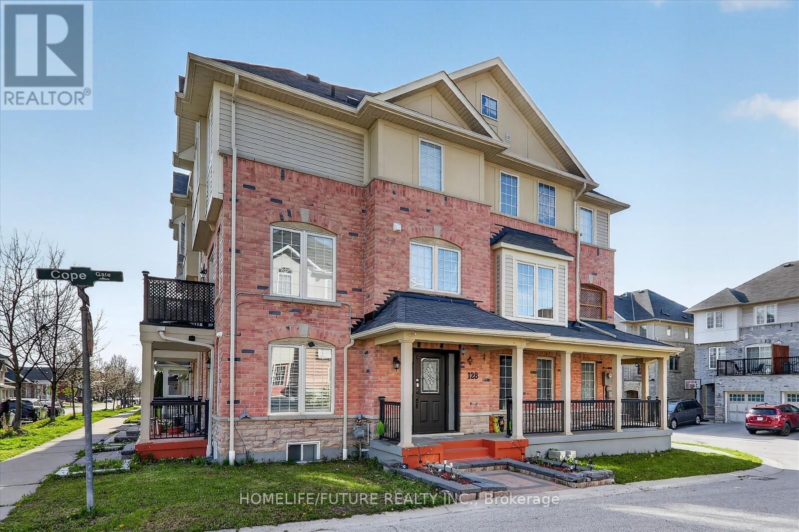 Property Photo:  128 Barnham Street  ON L1Z 0K7 