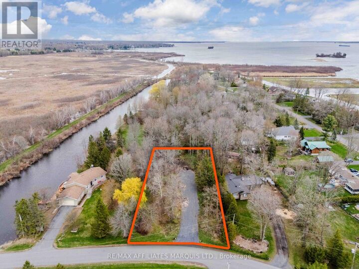 Property Photo:  6537 Tree Haven Road  ON K0C 2E0 