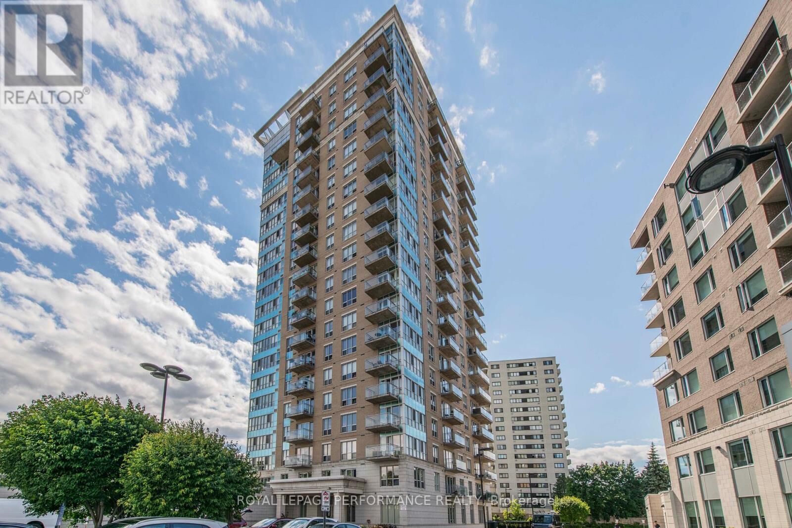 Property Photo:  70 Landry Street 802  ON K1L 0A8 
