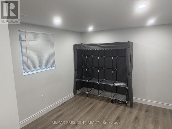 Property Photo:  45 Elmvale Crescent Lower  ON M9V 2B8 