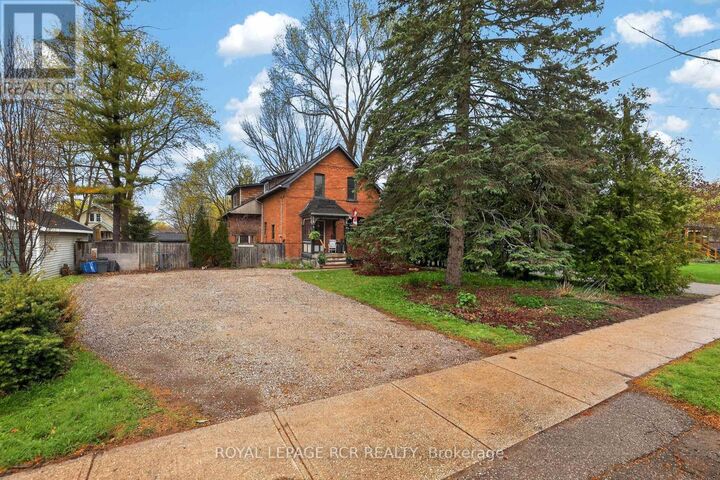 Property Photo:  20 Prospect Street  ON L0G 1A0 