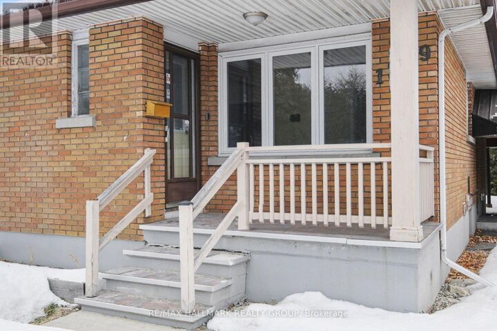 Property Photo:  1299 Evans Boulevard  ON K1H 7T8 